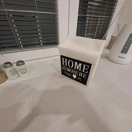 Midway Appartement *