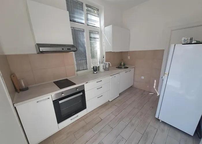 Midway Appartement *